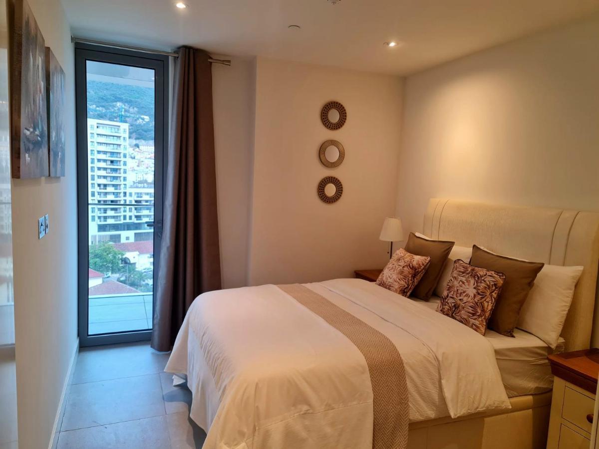 Luxury Apartment In Eurocity Gibraltar Buitenkant foto