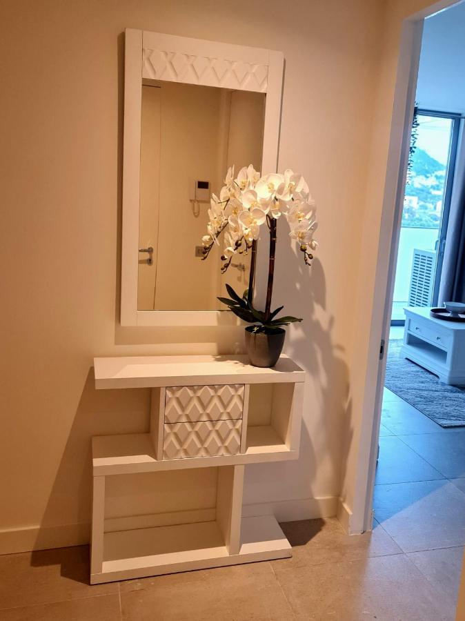 Luxury Apartment In Eurocity Gibraltar Buitenkant foto